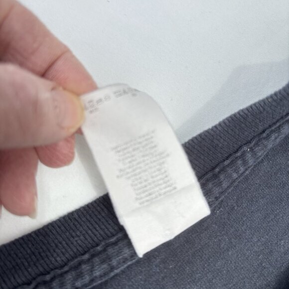 GILDAN Heavy 100% Cotton TearAway Long Sleeve Unisex LARGE Black Graphic Tee - Picture 9 of 16